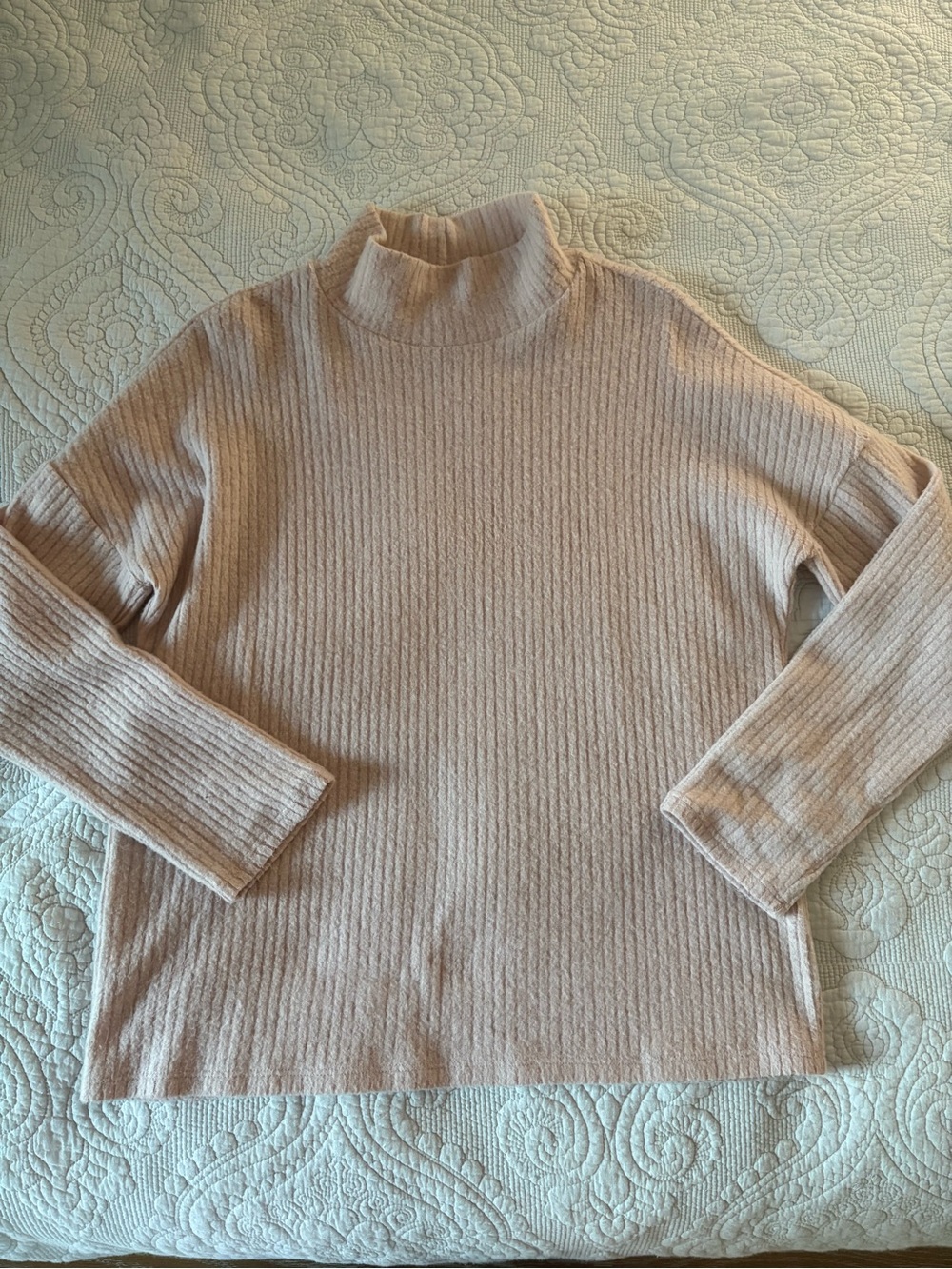 Tresics Ribbed Mock Neck Sweater - Light Pink